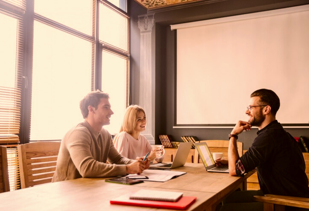 Иван Иванов